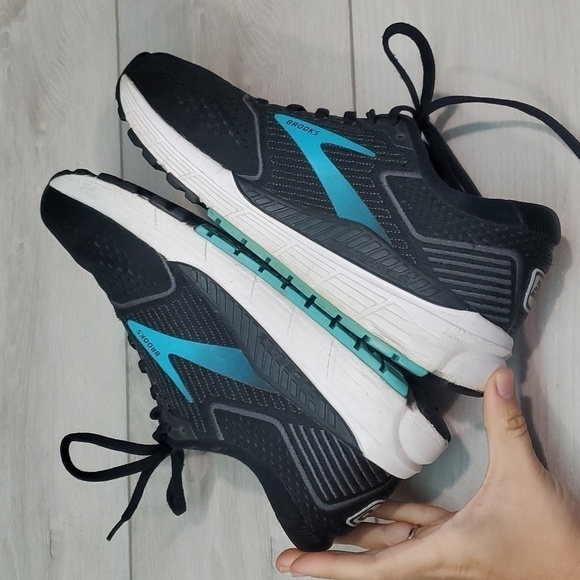Brooks Womens Ariel 20 Athletic Running Sneakers shoes sz 10 Medium B - Picture 9 of 14